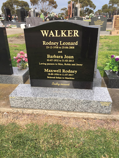 Vital Tips To Pick The Right Headstone!