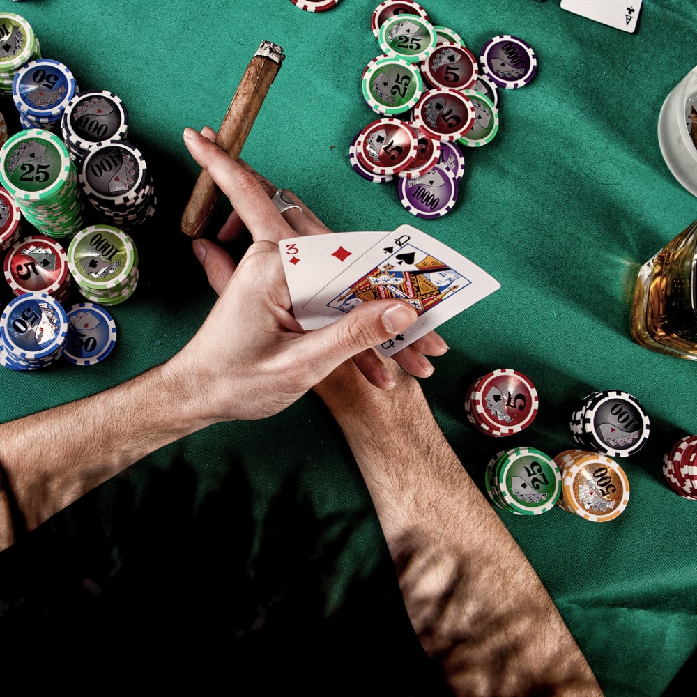 How to play  situs judi online