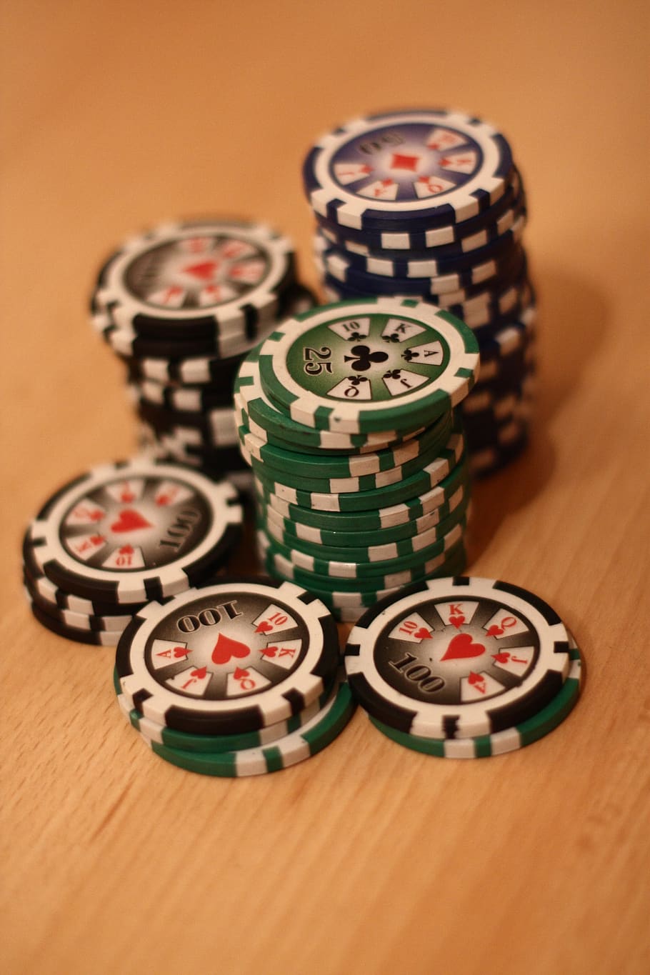 Also, get to know the rules of the casino community game
