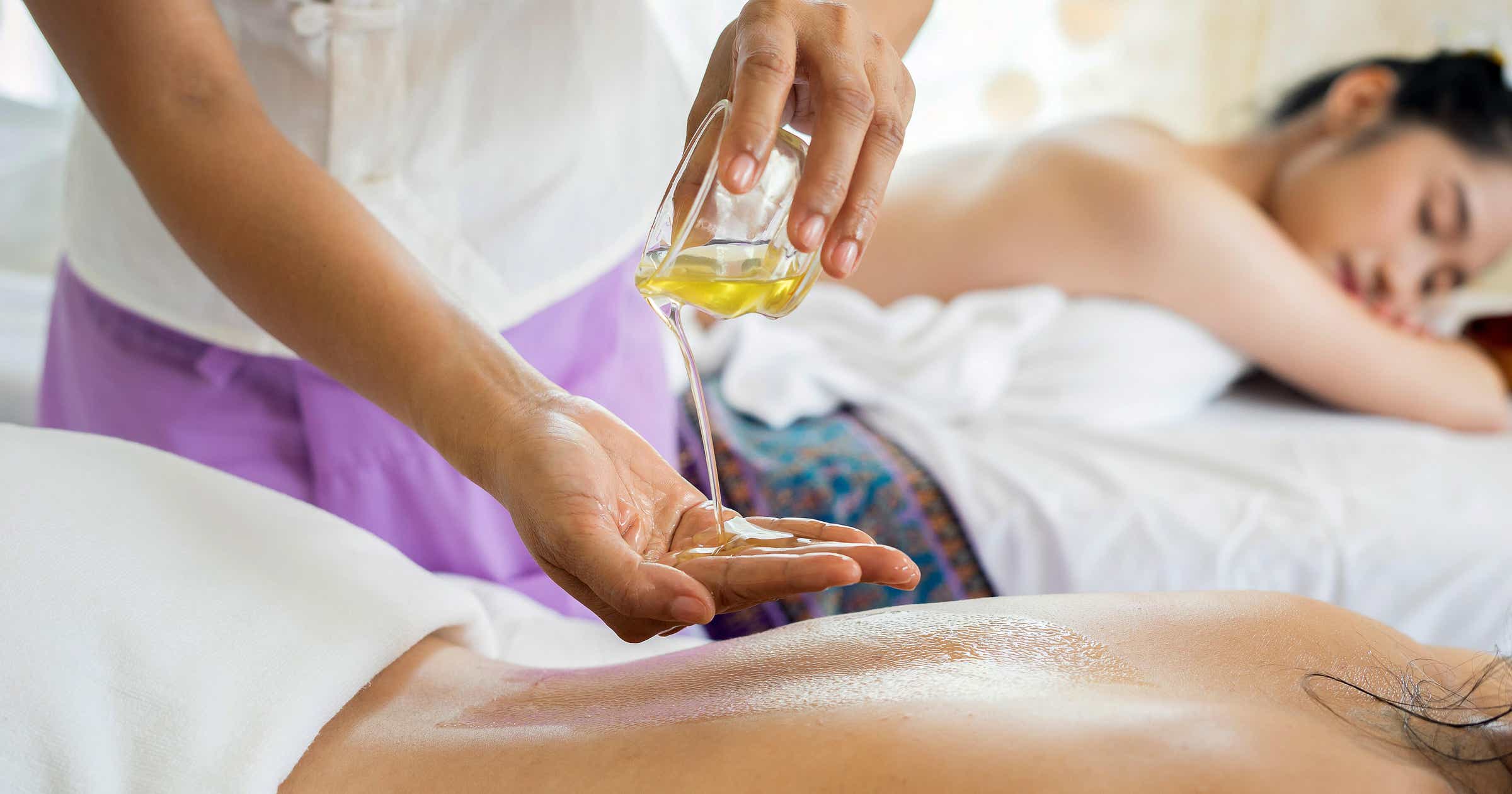 Relieve Pain, Tension, and Stress with an In-Trip Massage